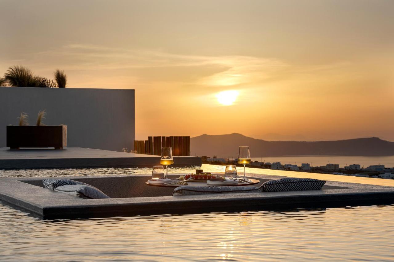 North Santorini - A Luxury Spa Hotel Pýrgos Buitenkant foto